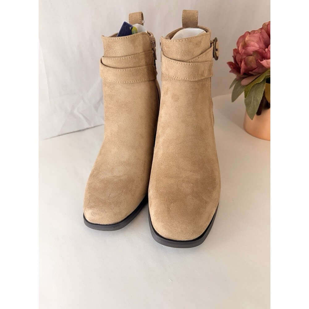 NEW: Sonoma Sonja  Suede Booties Women's 7.5 M Side Zip Ankle Heeled Shoes - Picture 4 of 16